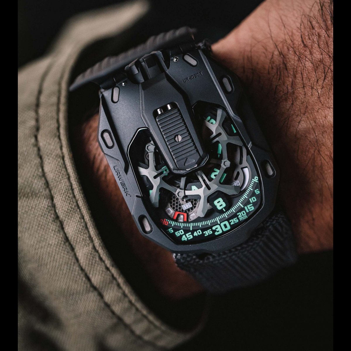 Urwerk UR-105 CT Kryptonite