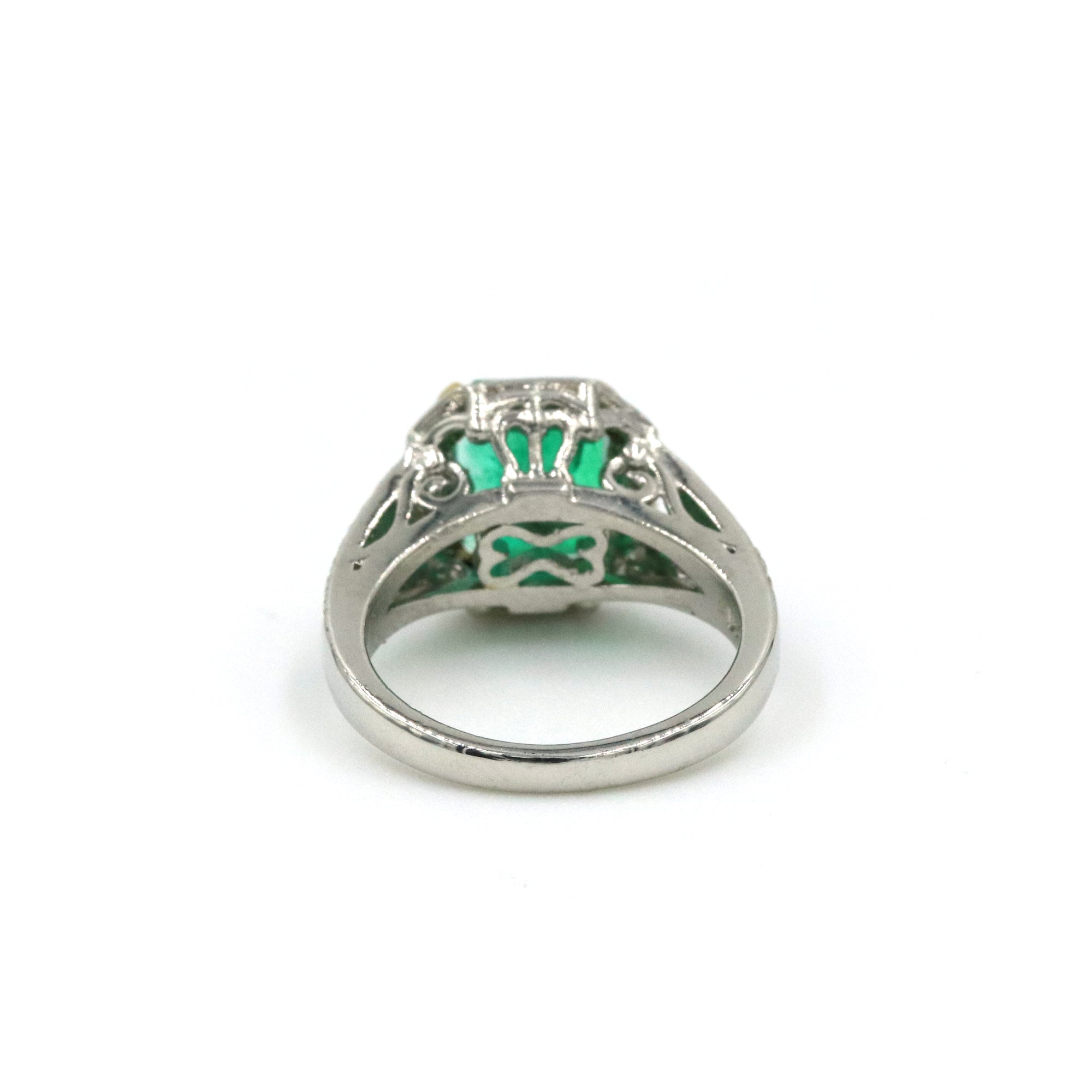 Platinum 3.25 carat Columbian Emerald Ring