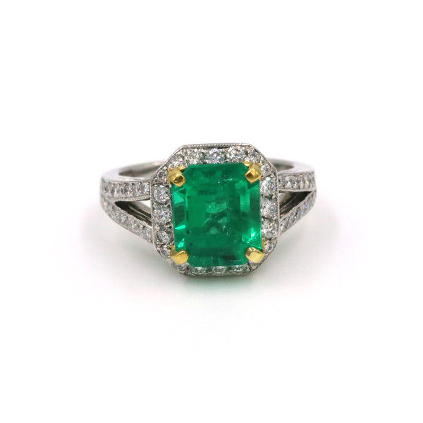 Platinum 3.25 carat Colombian Emerald Ring