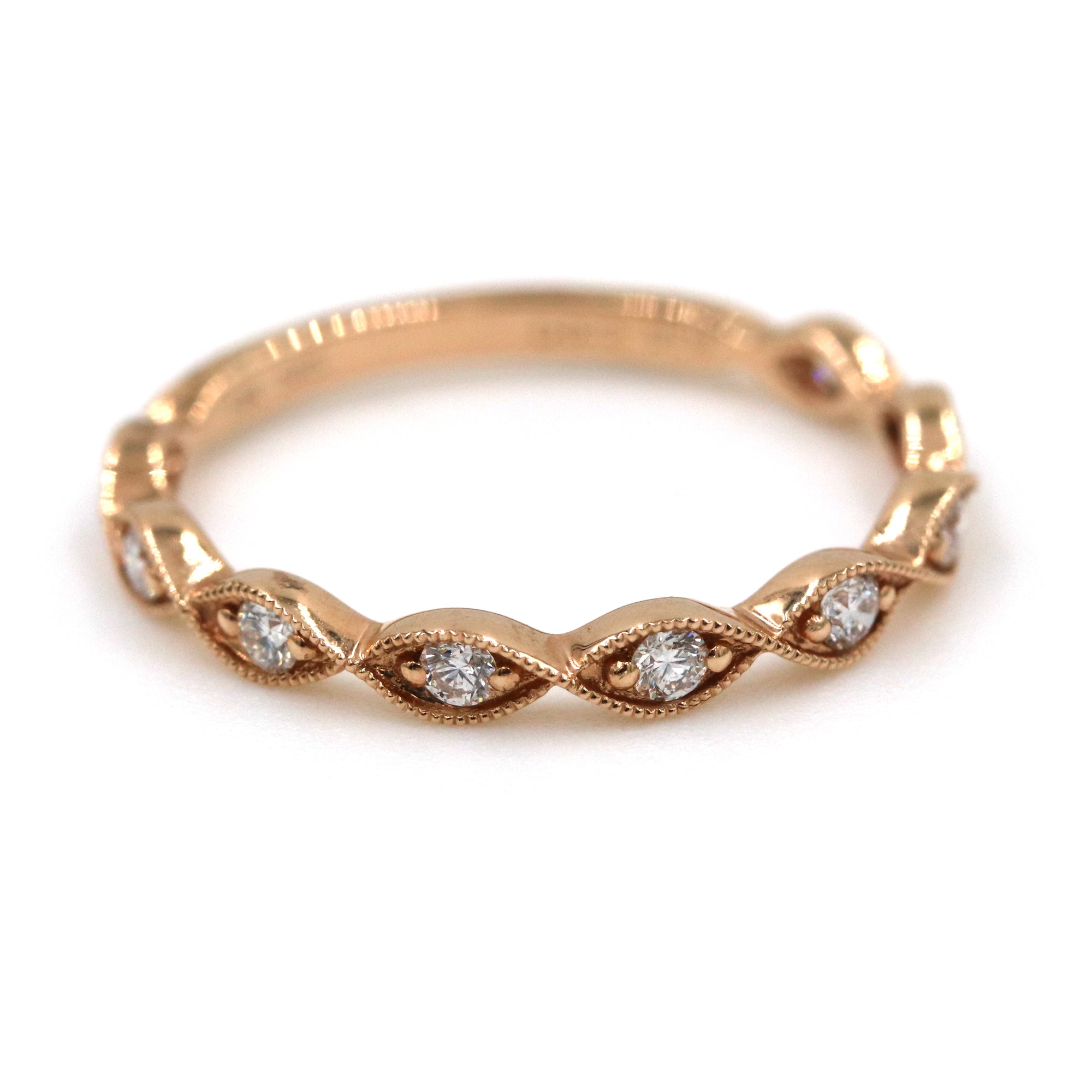 14KR DIAMOND BAND