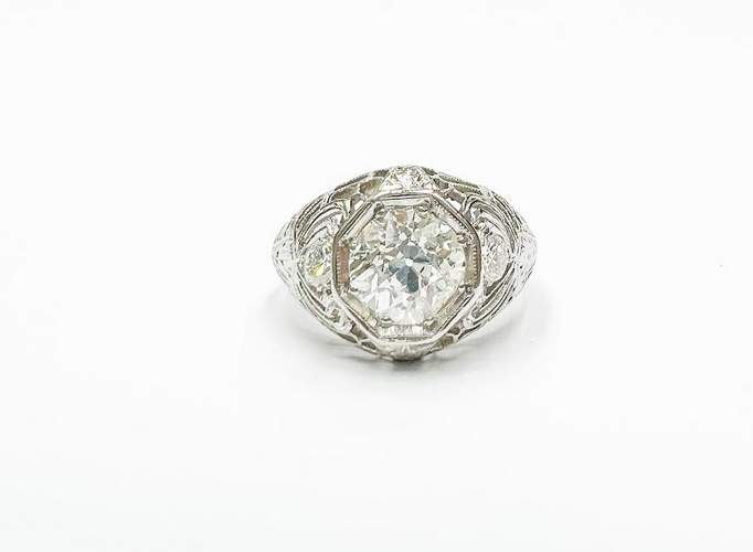 PLATINUM FILIGREE DECO RING