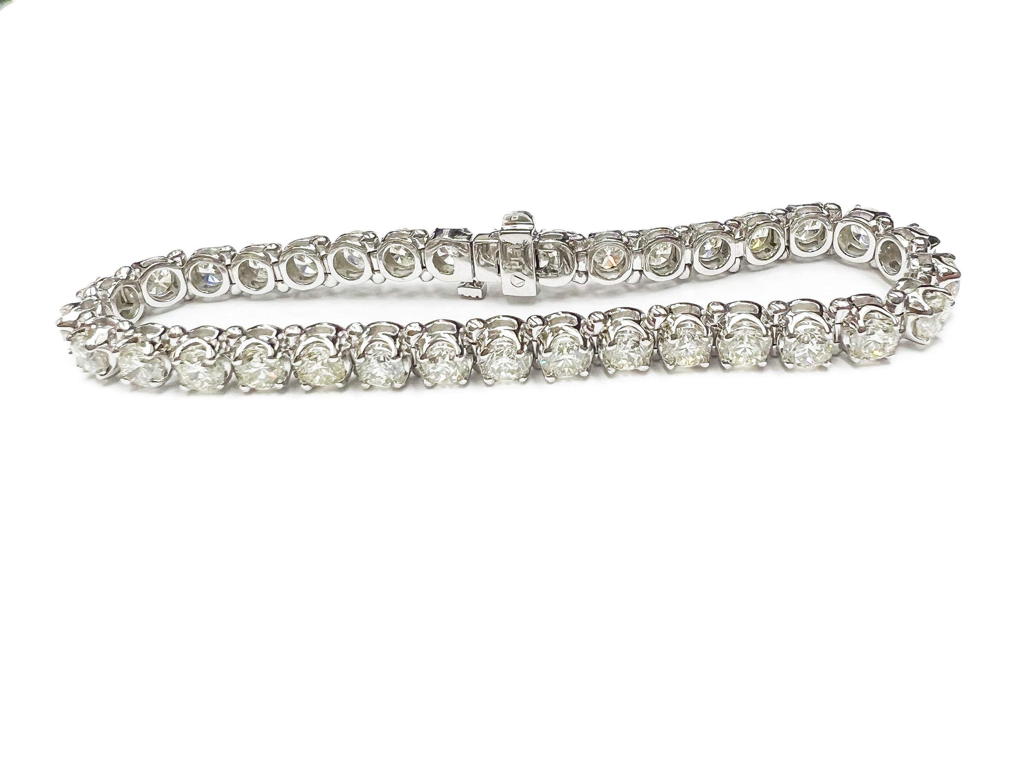 10.43ct DIAMOND TENNIS BRACELET