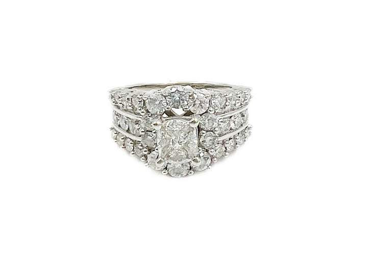 14K DIAMOND RING