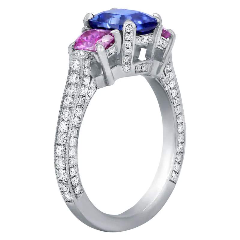 PLATINUM SAPPHIRE RING