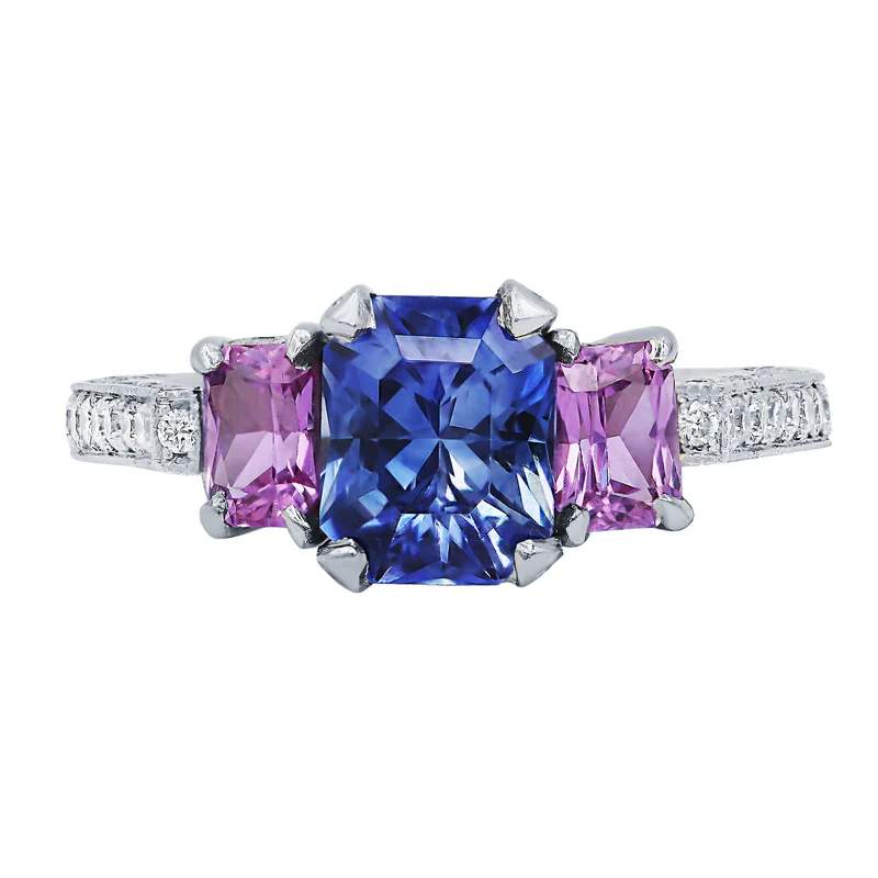 PLATINUM SAPPHIRE RING