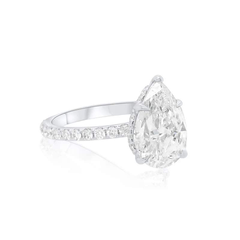 18K 3.01ct Pear Shaped Diamond ring