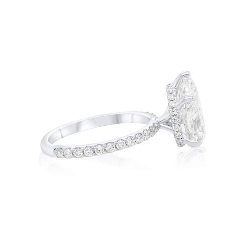 18K 3.01ct Pear Shaped Diamond ring