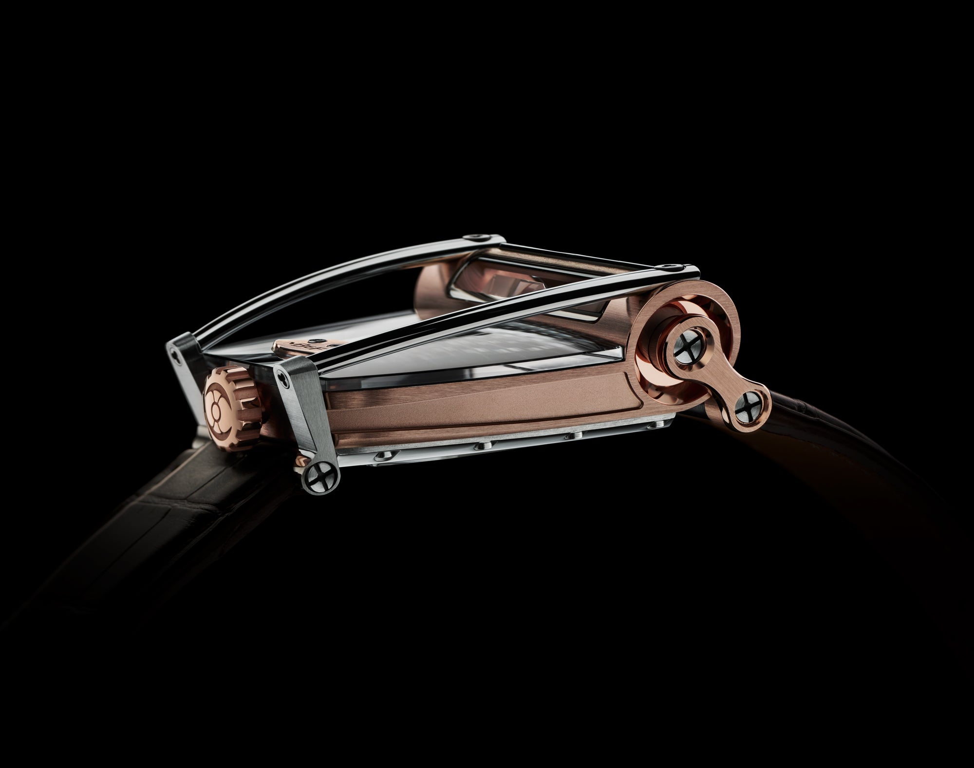 MB&F Horological Machine N°8 Can-Am RT- Red Gold/Titanium