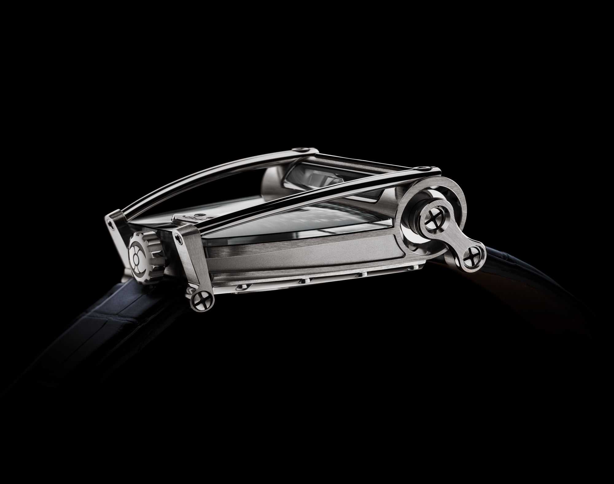 MB&F Horological Machine N°8 Can-Am- White Gold/Titanium