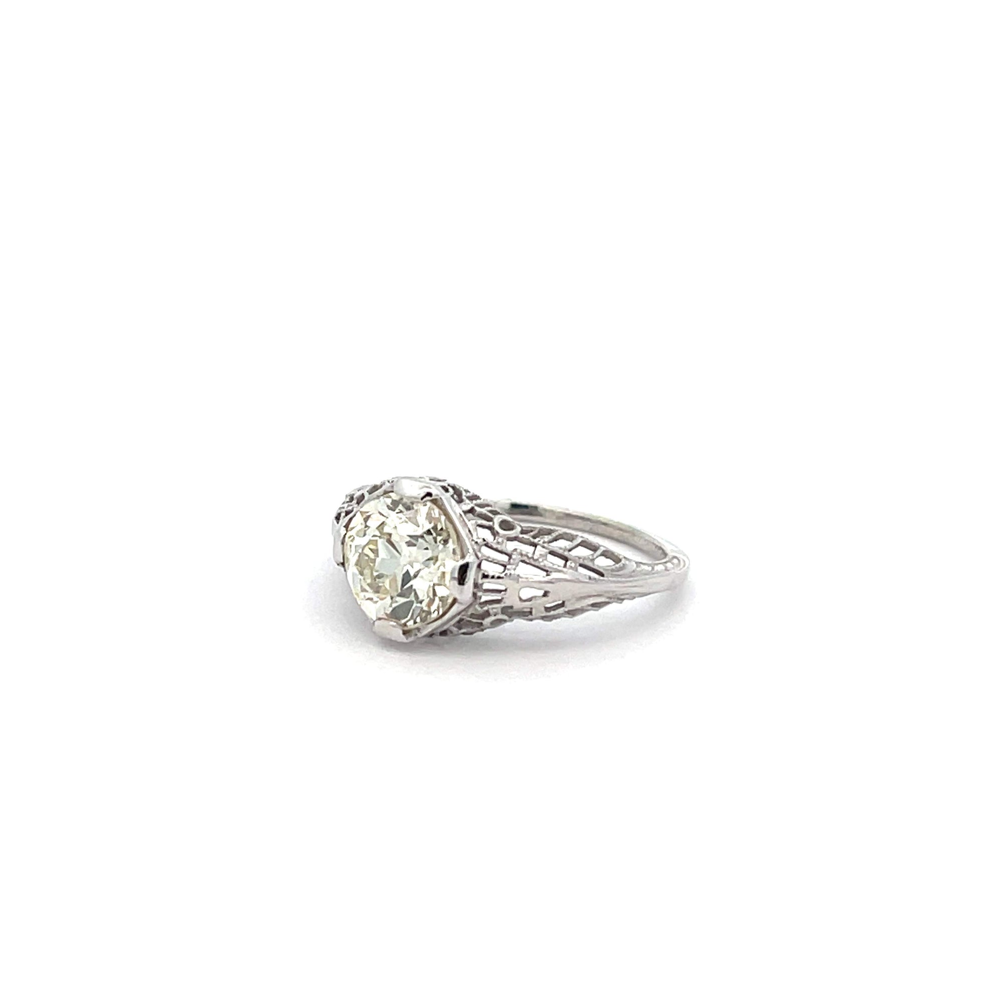 Elegant Diamond Ring