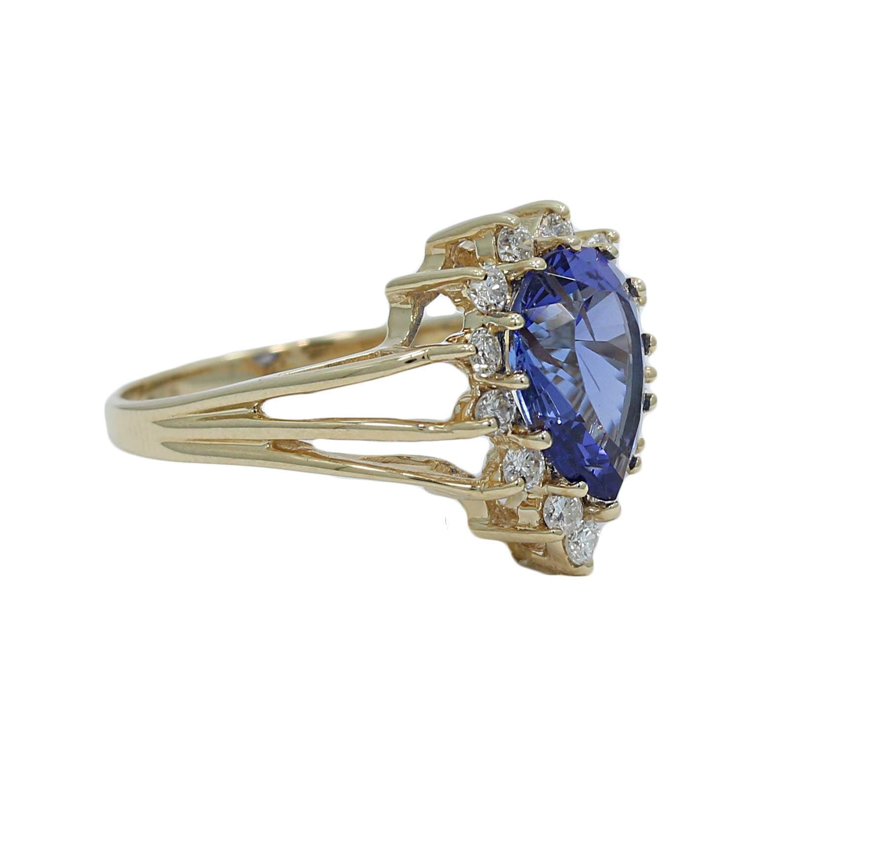 TANZANITE AND DIAMOND RING