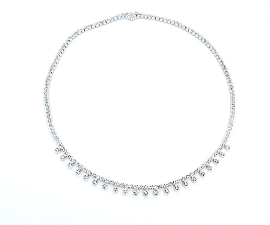 ~2.00 CTW DIAMOND DANGLE NECKLACE