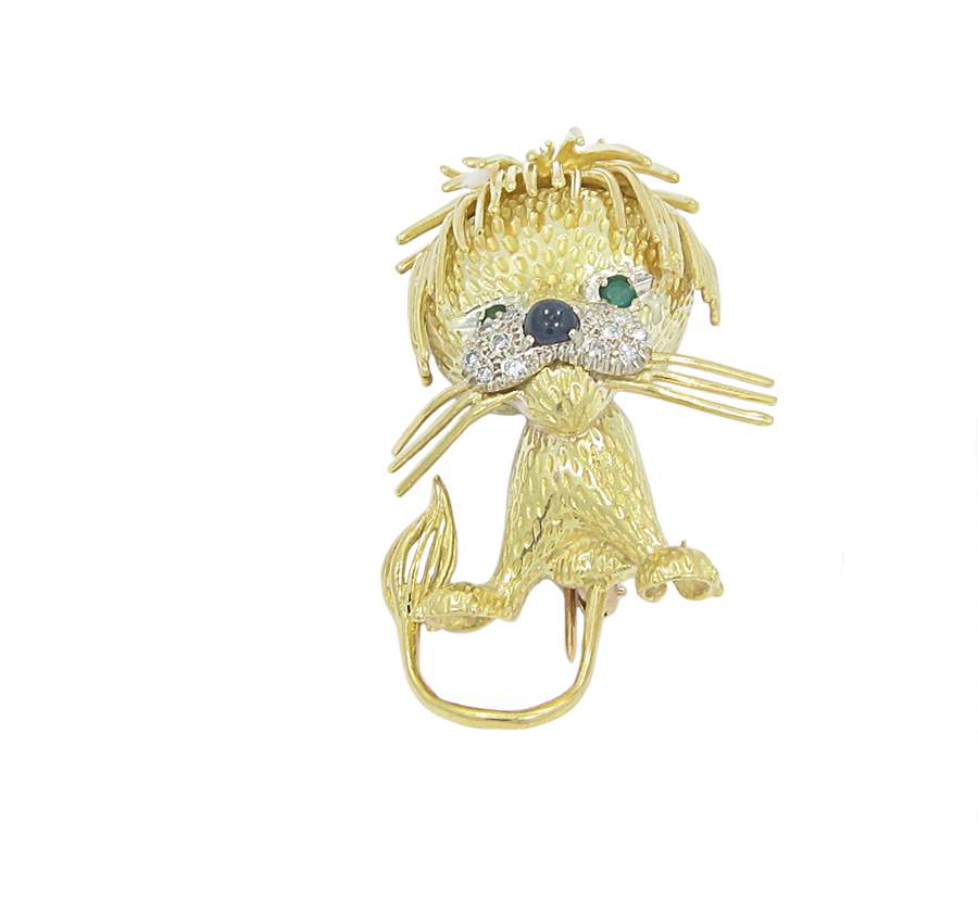 Gemstone Lion Pin