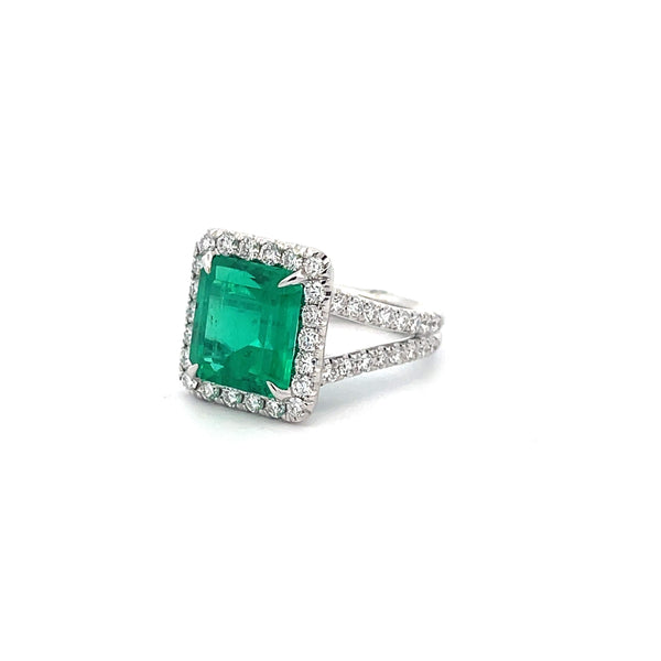 Emerald Fashion Ring