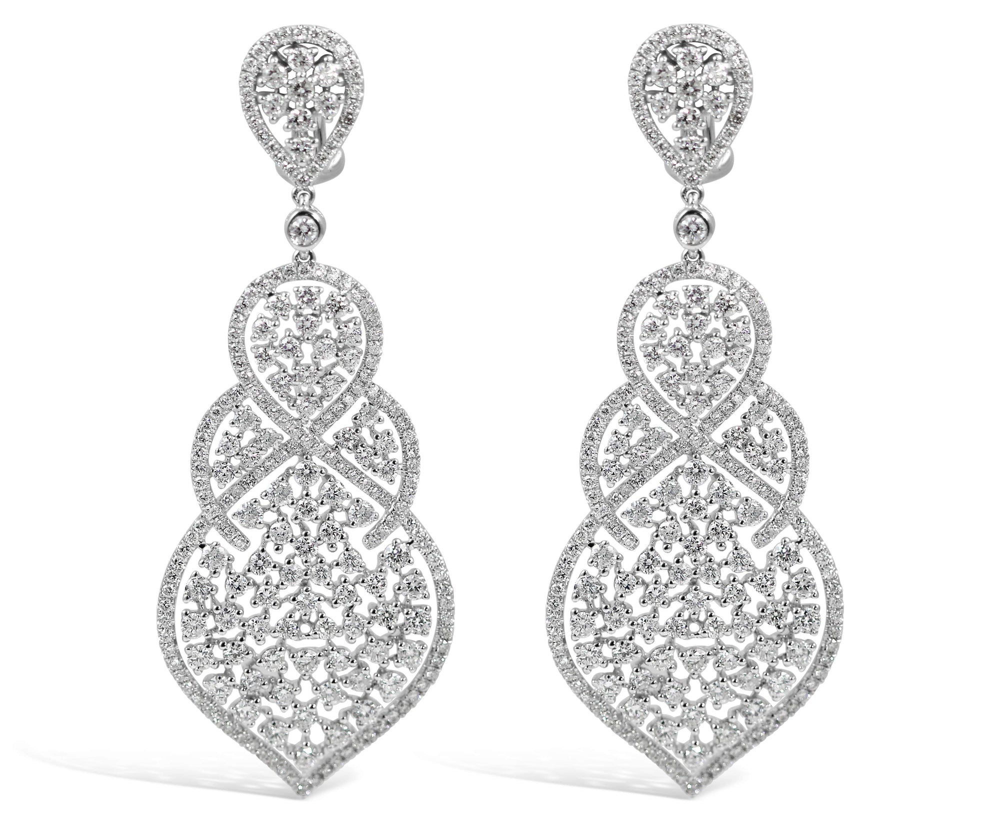 18KT WHITE GOLD DIAMOND EARRINGS