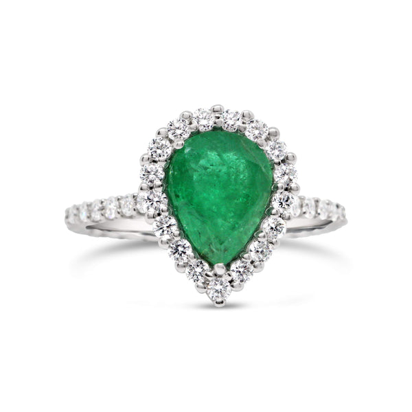 18KT WHITE GOLD EMERALD AND DIAMOND RING