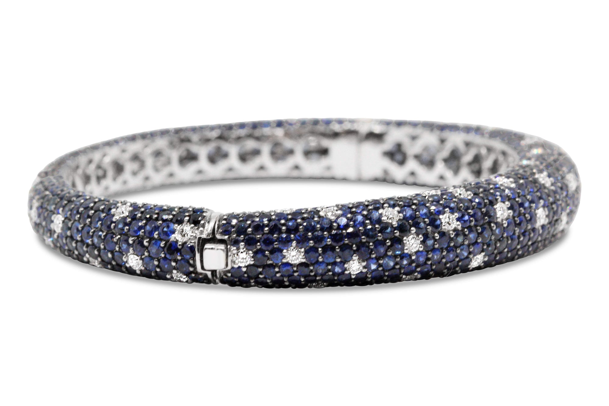 18KT WHITE GOLD SAPPHIRE AND DIAMOND BANGLE