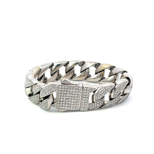 WHITE GOLD DIAMOND PAVE LINK BRACELET.