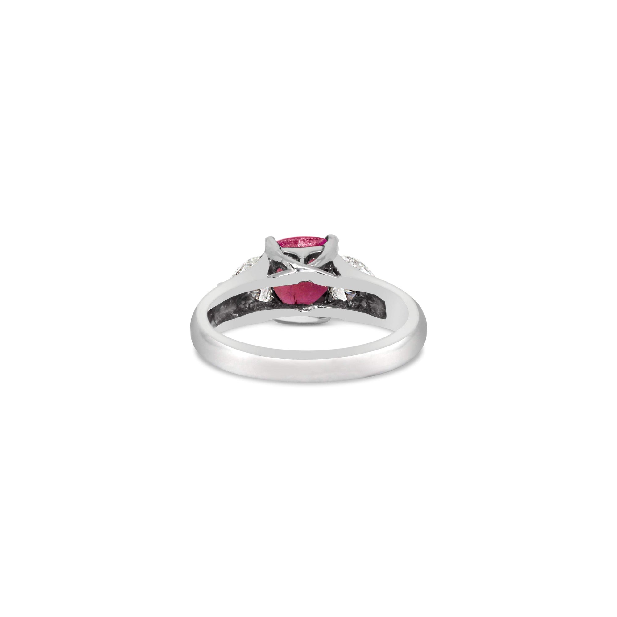 18KT WHITE GOLD RUBY & DIAMOND RING