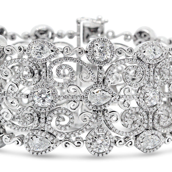 18KT WHITE GOLD DIAMOND BRACELET