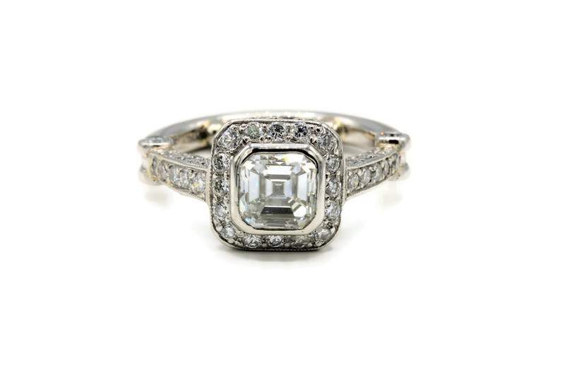 ASSCHER CUT DIAMOND ENGAGEMENT RING