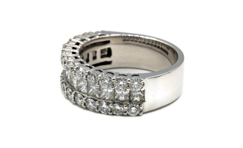 PRINCESS AND ROUND DIAMOND BAND