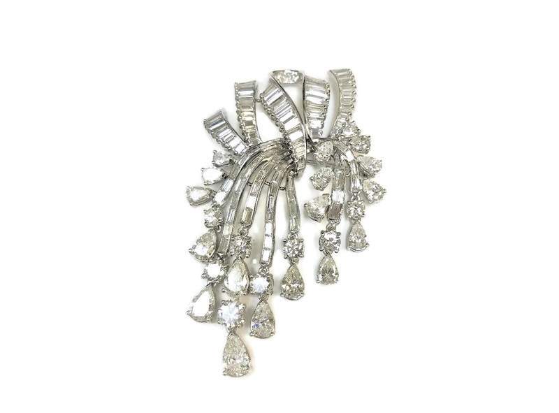 GORGEOUS DIAMOND DROPS BROOCH