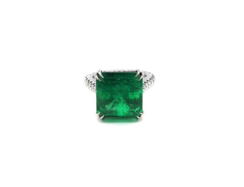 CUSTOM DESIGN COLOMBIAN EMERALD AND DIAMOND RING