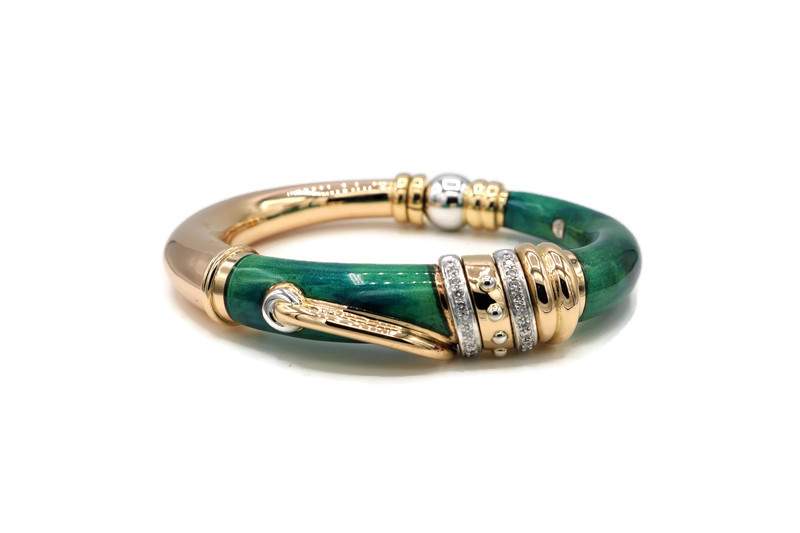 LA NOUVELLE BAGUE ENAMEL BANGLE