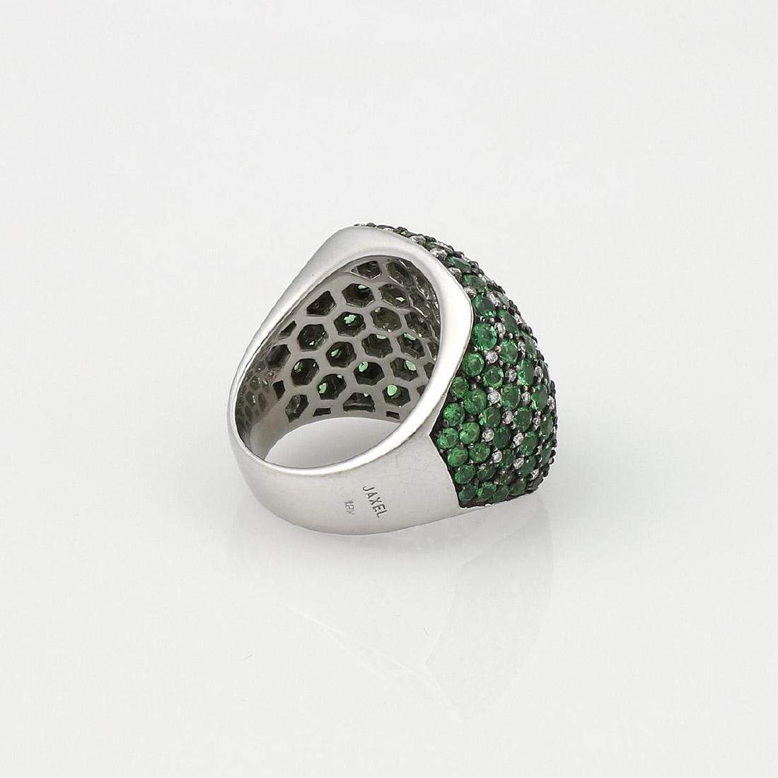 TSAVORITE AND DIAMOND PAVE RING