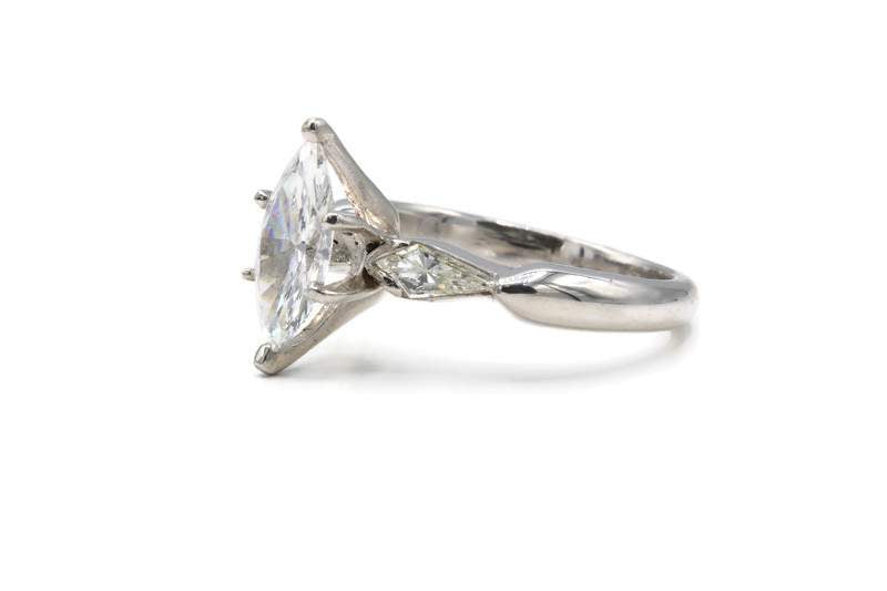 1.12CT MARQUISE DIAMOND ENGAGEMENT RING