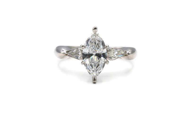 1.12CT MARQUISE DIAMOND ENGAGEMENT RING