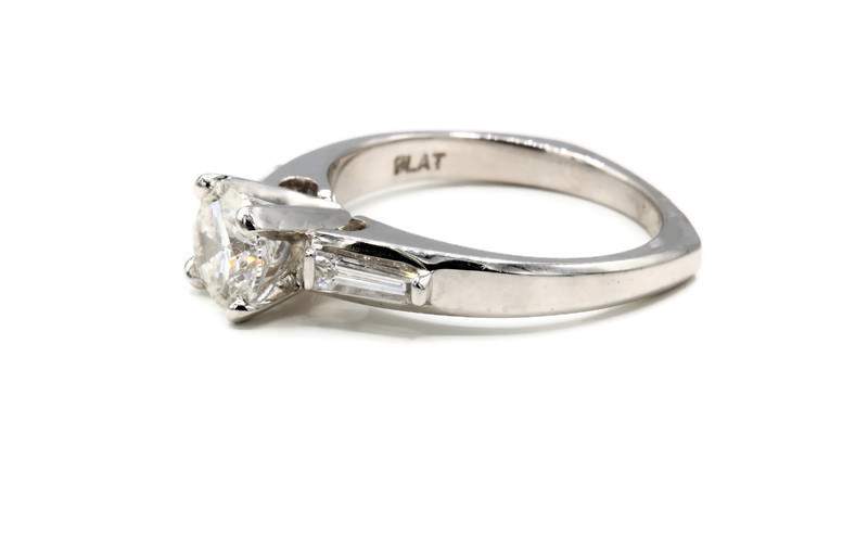 1.01CT ROUND DIAMOND ENGAGEMENT RING