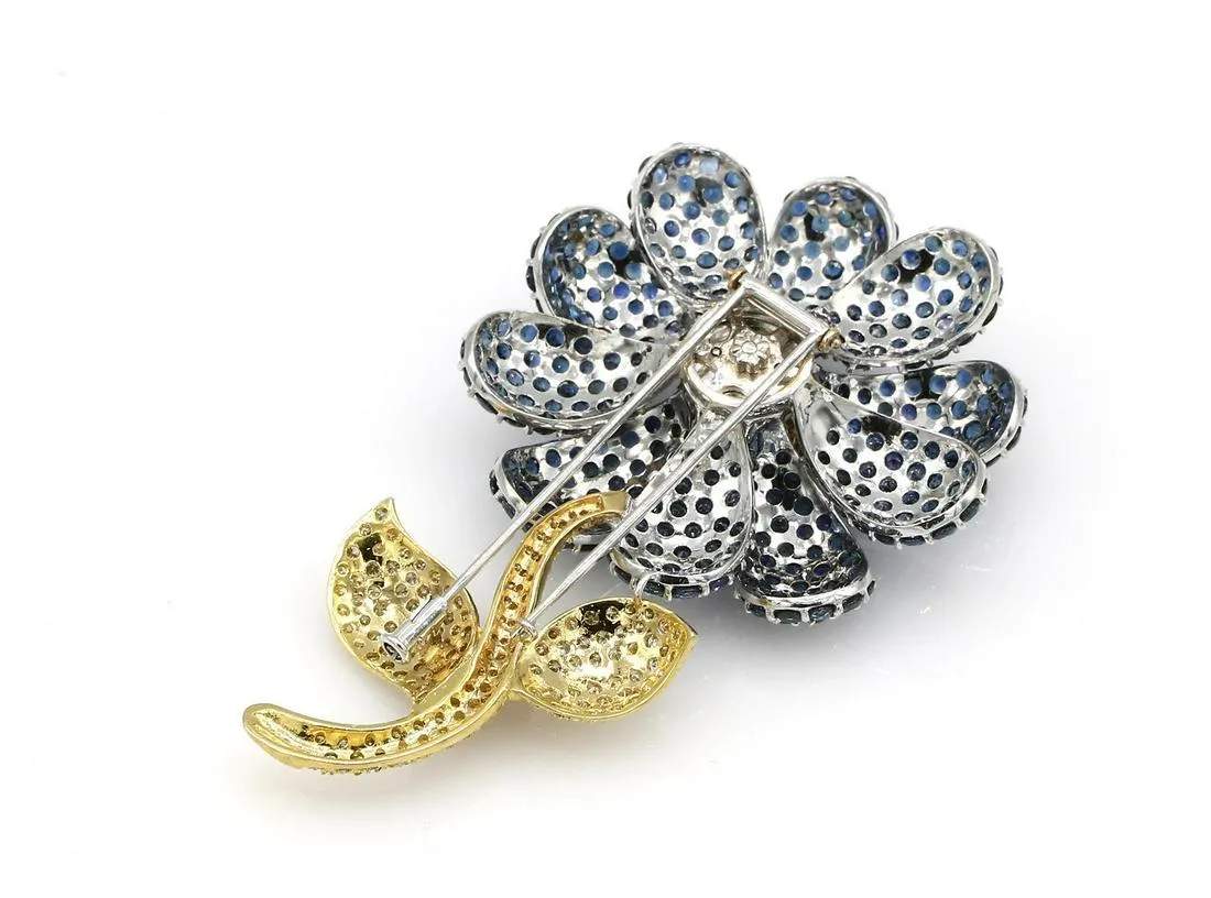 SAPPHIRE AND DIAMOND FLOWER BROOCH